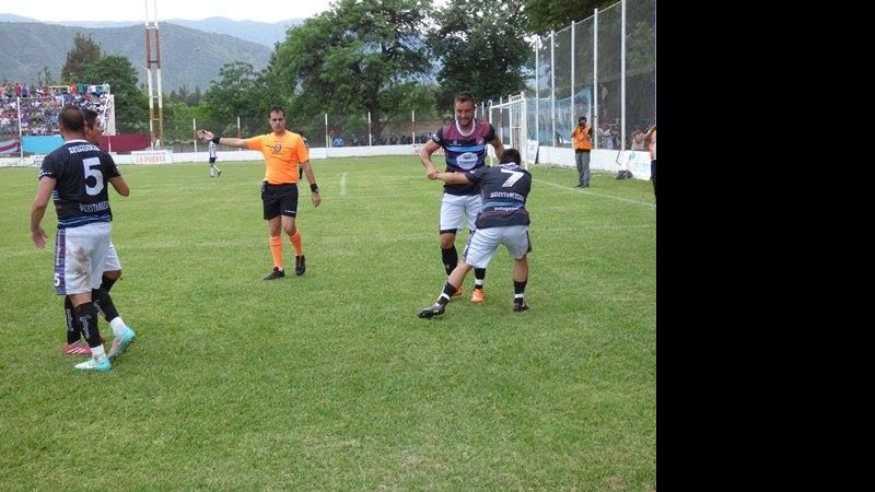 Unión Aconquija con Juventud de San Luis inicia la “semi” en Andalgalá