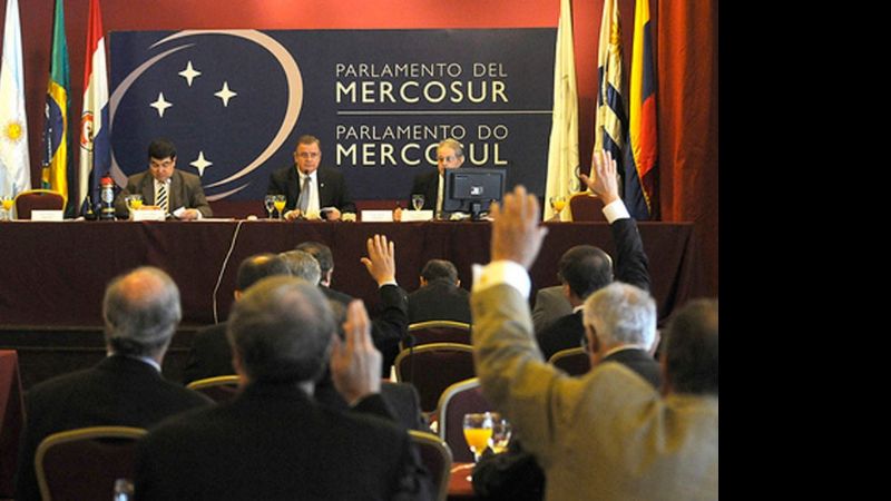 Cómo será la representación argentina en el Parlasur