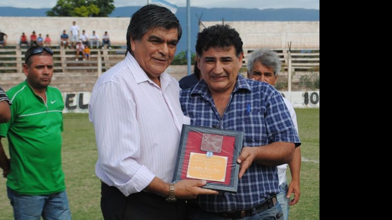 El fútbol cruzado por las emociones en el cierre de los “Petit”