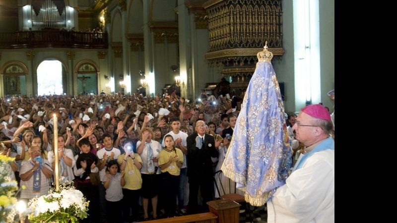La Gobernadora participó de la Bajada de la Virgen