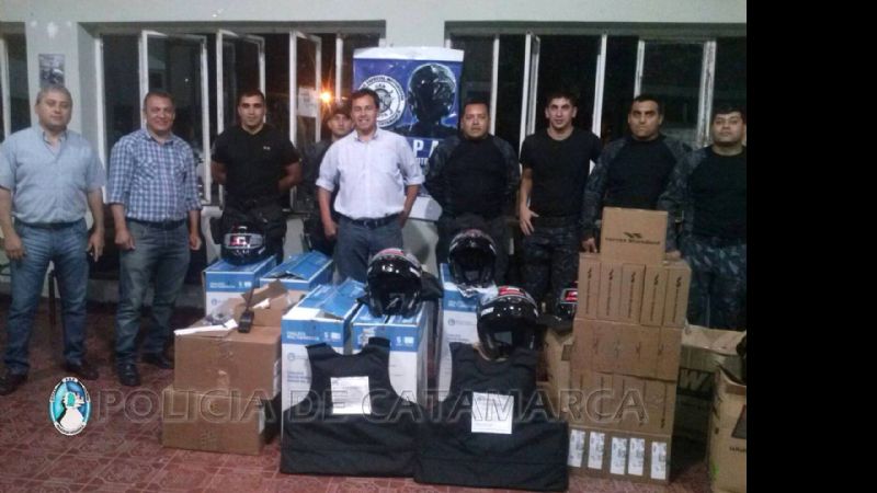 Entregan elementos en dos dependencias policiales de la Capital