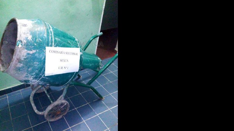 Secuestran una máquina hormigonera robada