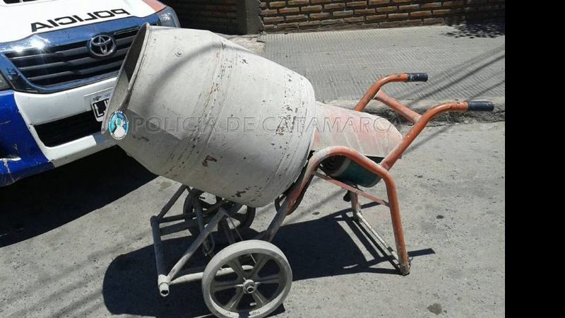 Lo sorprendieron con una máquina hormigonera robada