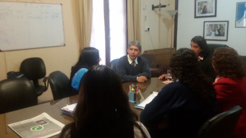 Ariza recibió a estudiantes ganadoras de la Olimpiada Nacional de Historia