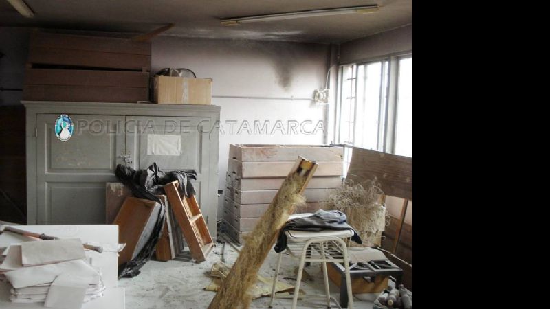 Principio de incendio en una escuela del micro centro