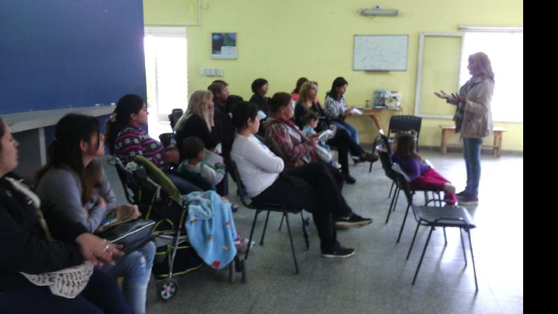 Charla del Sindicato de Amas de Casa