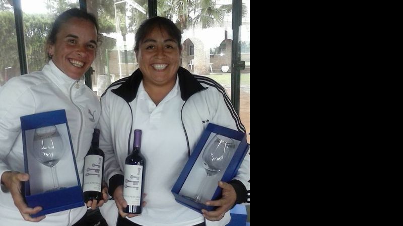 La dupla de tenis Nieva-Nikcevich, campeonas en Santa Fe