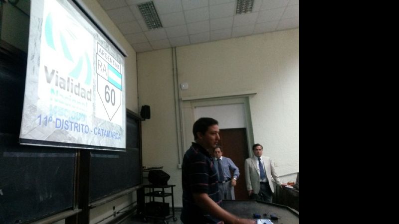 Destacada exposición sobre liberación de traza para la construcción de caminos