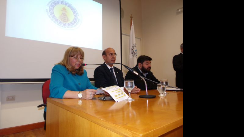 “Es valorable que los estudiantes promuevan iniciativas para su permanente actualización”