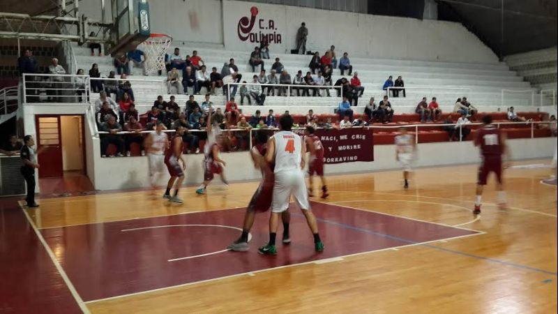 Olimpia falló en el cierre y sigue sin ganar en el Torneo Federal