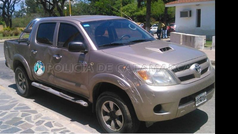 Dos heridos tras un choque de una camioneta y una moto