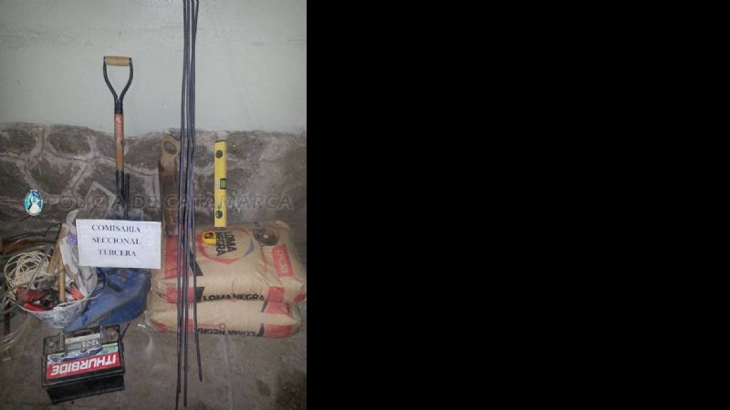 Aprehendieron a cuatro sujetos, secuestran herramientas y droga en Banda de Varela