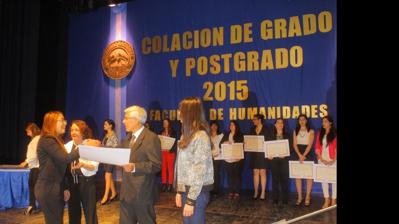 Nuevos egresados de la Facultad de Humanidades