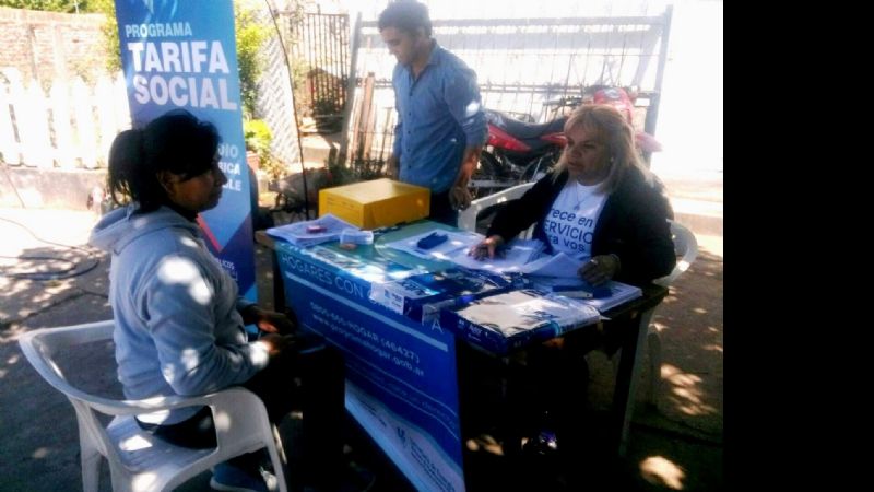 Empadronan a pobladores de Santa María para subsidio de energía eléctrica y gas envasado