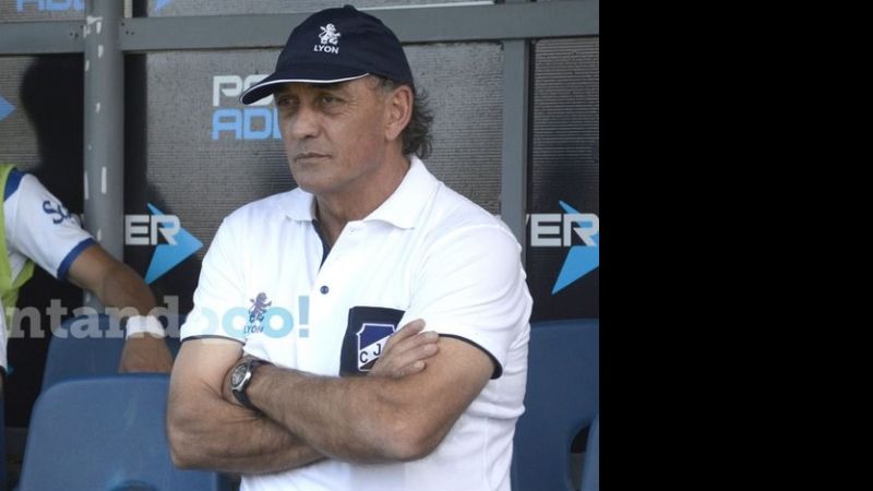 Gutiérrez no echó a Mónaco, pero Aconquija ya tiene nuevo técnico