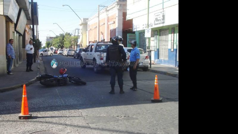 Una mujer herida en un accidente en pleno centro