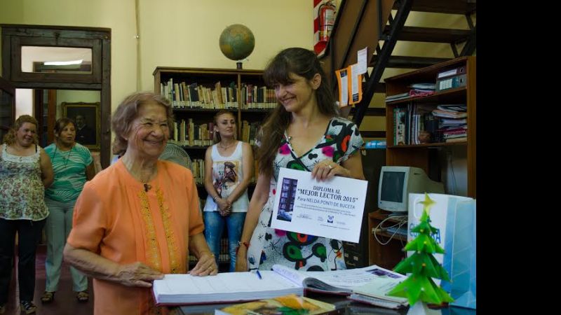 La “mejor lectora” del año fue Nélida Ponti de Buceta, de 82 años