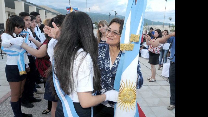 La Gobernadora cerró el ciclo lectivo en la Escuela "Ramón S. Castillo"