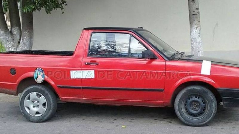 Arrestan a un hombre y secuestran una camioneta en FME