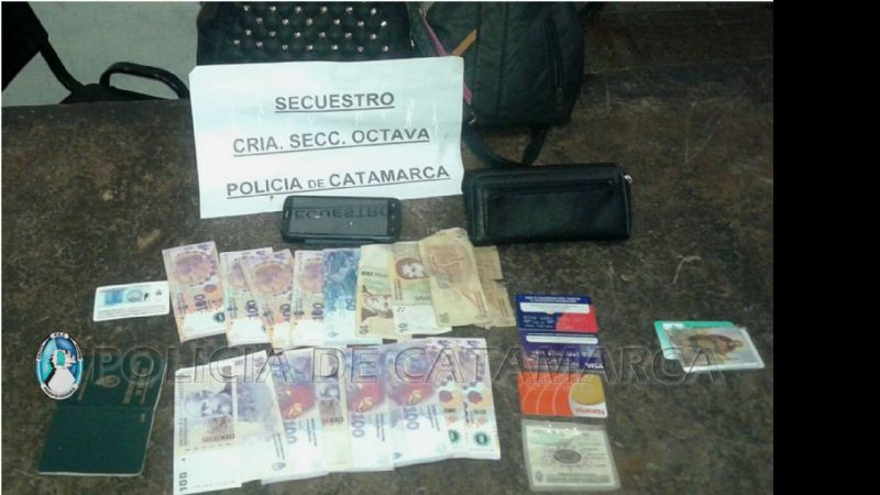 Aprehendieron a una joven mujer y secuestran varios elementos