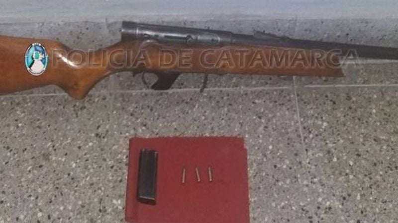 Aprehendieron a un hombre y secuestran un arma de fuego