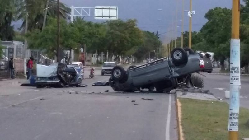 Choque, vuelco y un muerto en la Av. Presidente Castillo