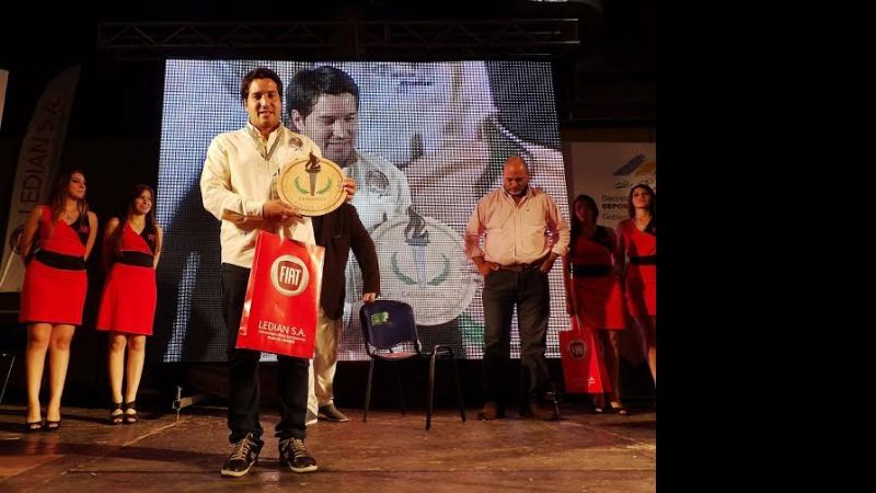 Agustín Tapia del padel, “Mejor Deportista del Año” en Catamarca