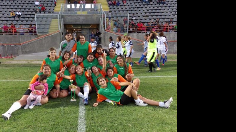 Obreros de San Isidro campeón del Fútbol Femenino chacarero