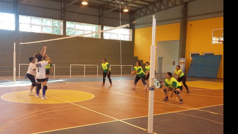 Concluyó con éxito el Torneo de Maxi Vóley