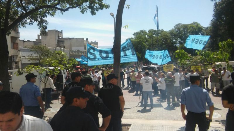 Denuncias penales por agresión a policías y manifestación desmedida