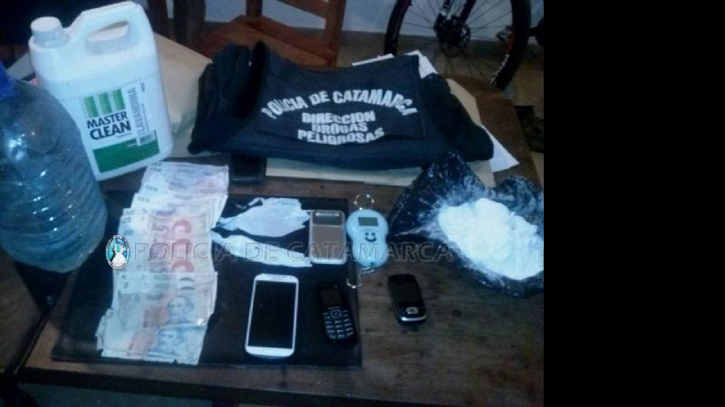 Golpe a la droga en zona residencial