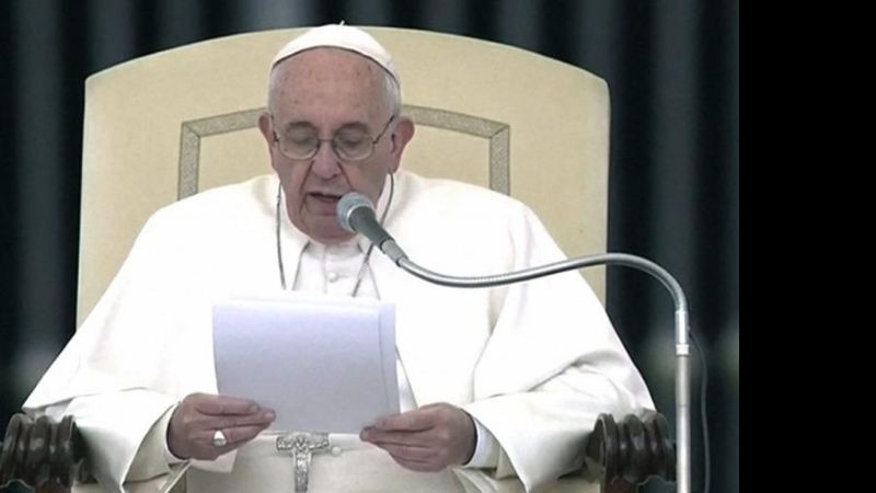 El Papa no viene en 2017 y pide a los argentinos "ponerse la Patria al hombro"