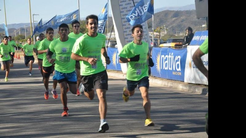 El atletismo catamarqueño tuvo un año 2015 inolvidable