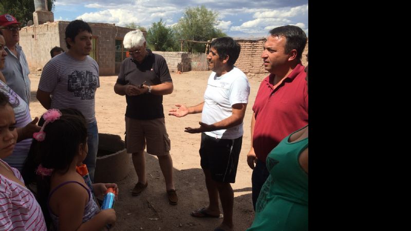 Trabajan en el restablecimiento del servicio de agua en Tinogasta