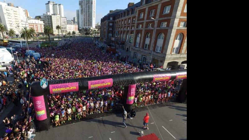Cadete catamarqueña participó en la Maratón Mar del Plata 2015