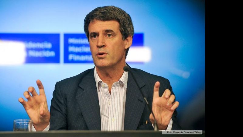 Dividen en dos el ministerio de Hacienda