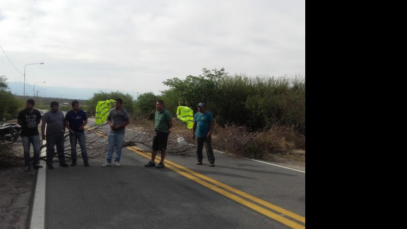Sigue el piquete de trabajadores de seguridad en Andalgalá