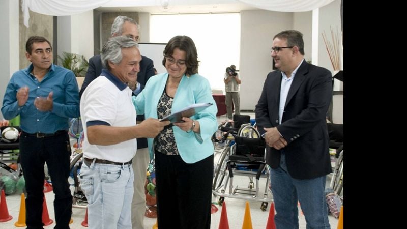 Corpacci entregó equipamiento y subsidios a entidades deportivas