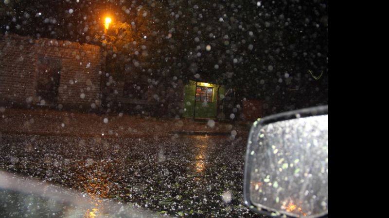 Ahora la lluvia y el granizo perjudicaron aún más a los productores