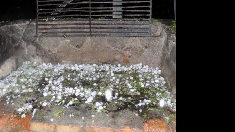 Ahora la lluvia y el granizo perjudicaron aún más a los productores
