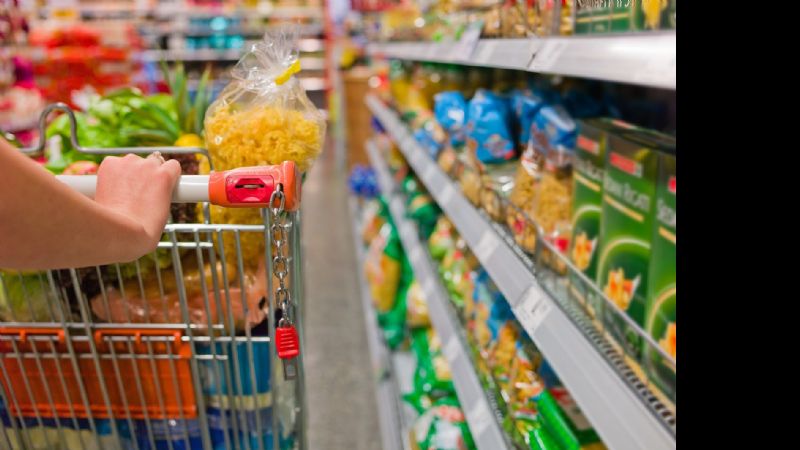 Revelan que las expectativas de devaluación provocaron una brusca suba de precios