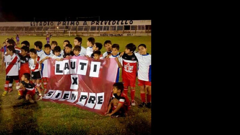 La Banda de River, La Carrera y Obreros en homenaje a Lautaro Sosa Rous