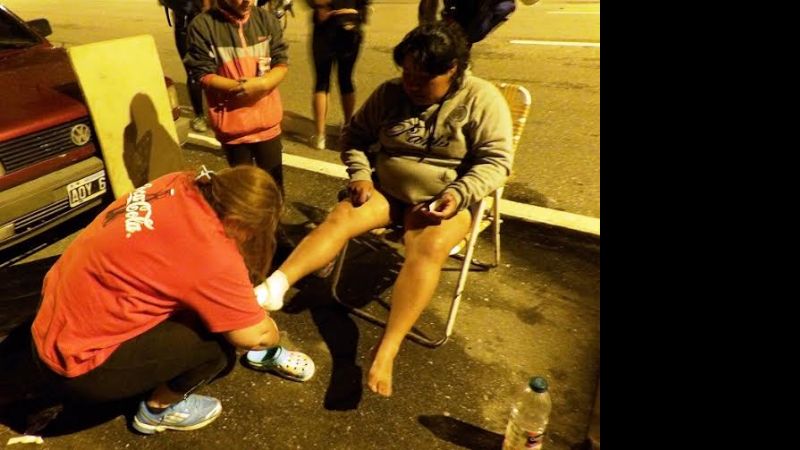 Vecinos de La Bajada solidarios con los peregrinos de la Virgen