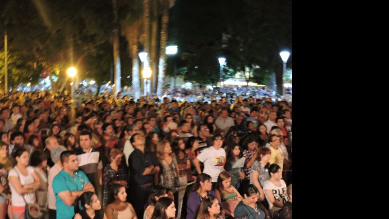 Las familias rindieron su homenaje a la Madre del Valle
