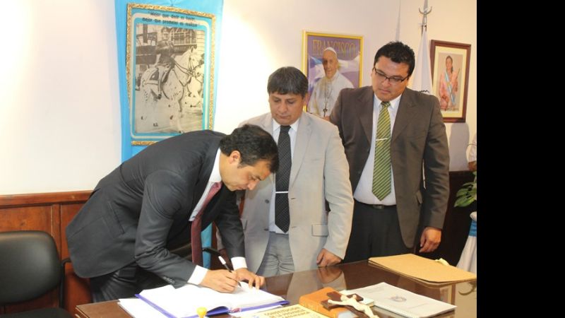 Asumió Sánchez y ya conformó su gabinete