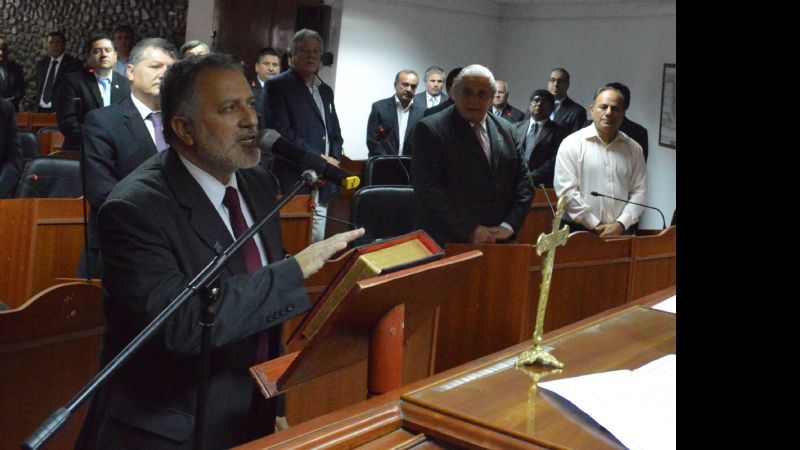 Todos los senadores que sumieron