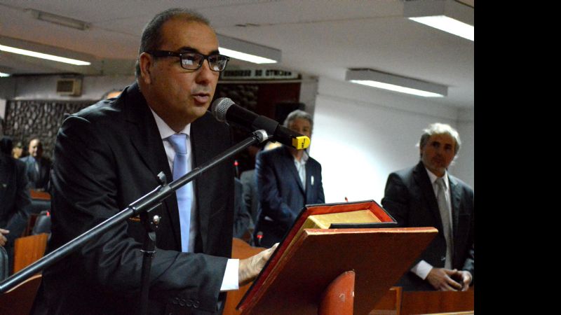 Todos los senadores que sumieron