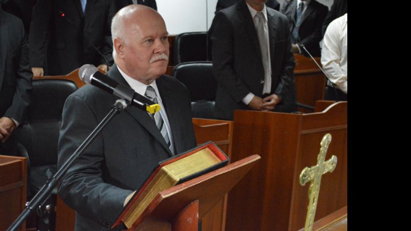 Todos los senadores que sumieron