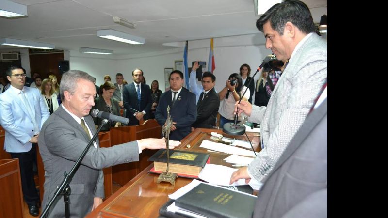 Massa saludó a Rivera