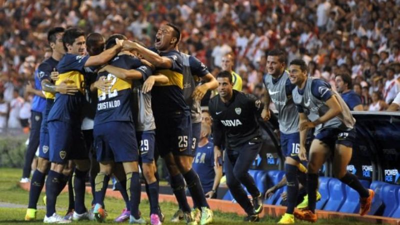 Boca humilló a River, goleándolo 5 a 0, en Mendoza